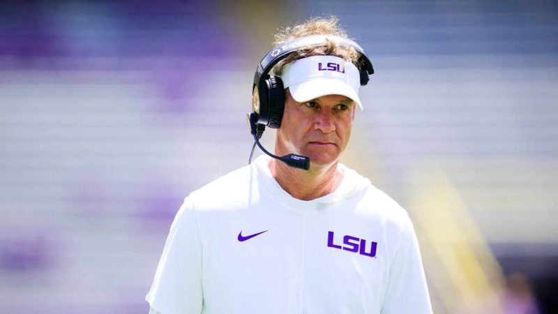 LSU Leaves Dae’Quan Wright, Zxavian Harris Off Roster Ahead Of Clemson Game