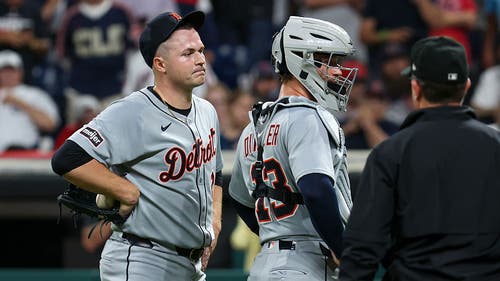 MLB Trending Image: 2025 MLB Playoff picture, bracket updated after Tuesday's games