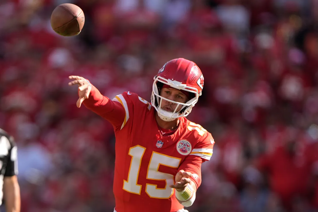 Record-breaking night: Patrick Mahomes makes NFL history against the Baltimore Ravens