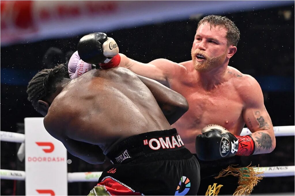 Terence Crawford’s team makes a claim that hurts Canelo Alvarez