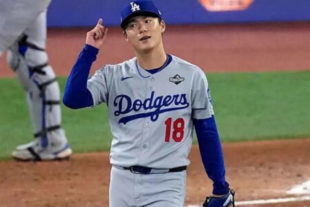 Yamamoto’s display against the Blue Jays caused the Dodgers’ locker room to literally bow down to him