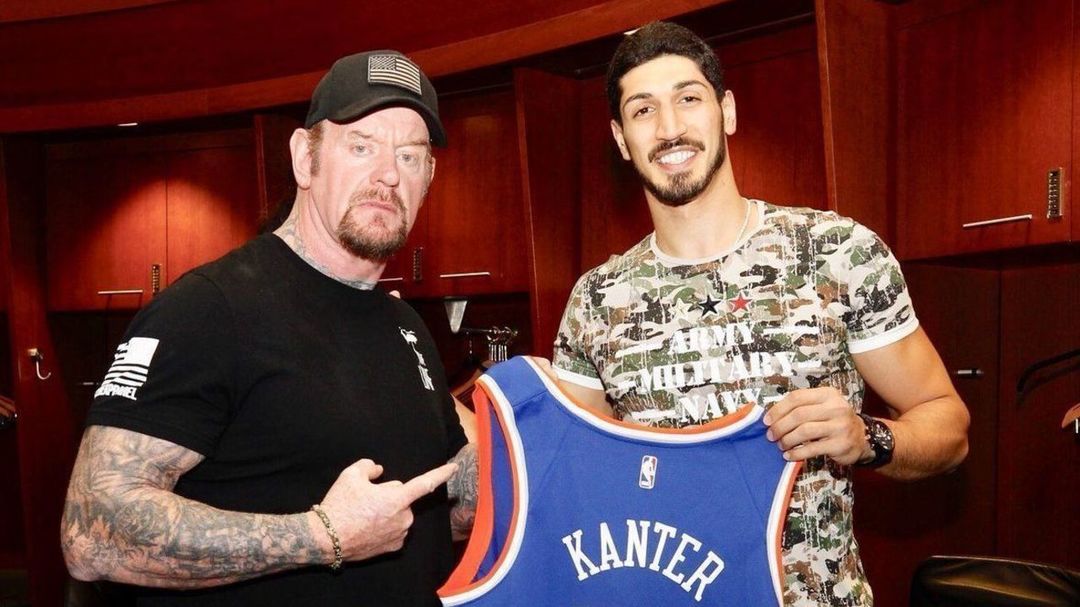 The NBA's Undertaker who escaped hatred: he was beaten up at school and called LeBron a "dictator"
