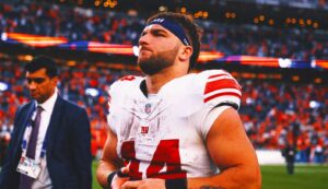 Giants RB Cam Skattebo Carted Off With Apparent Leg Injury vs. Eagles