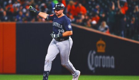 ‘Dump Here’: Fan’s Shirt Predicted Where Cal Raleigh’s HR Would Land