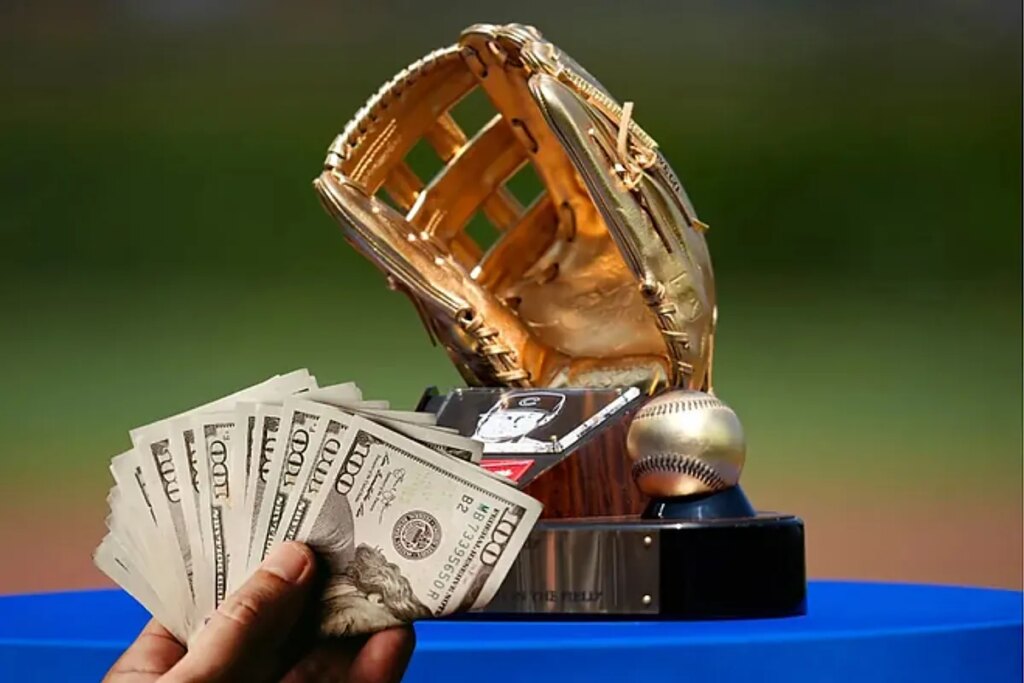 Gold Glove 2025 Award: How much will the winners of this trophy receive?