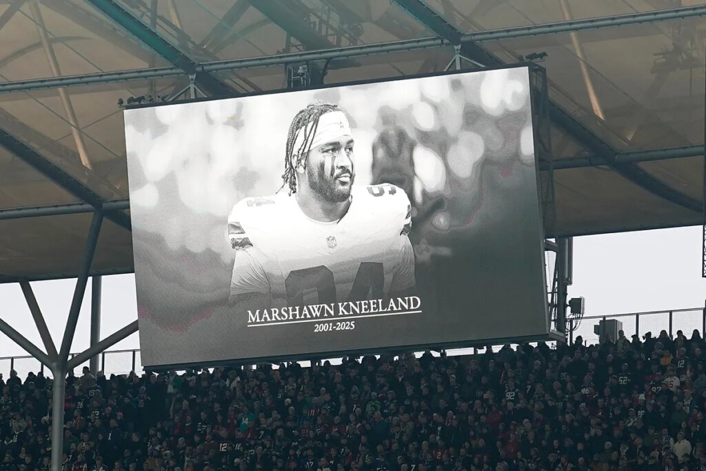 Dallas Cowboys mourn the loss of Marshawn Kneeland with vigils, tributes, and support initiatives