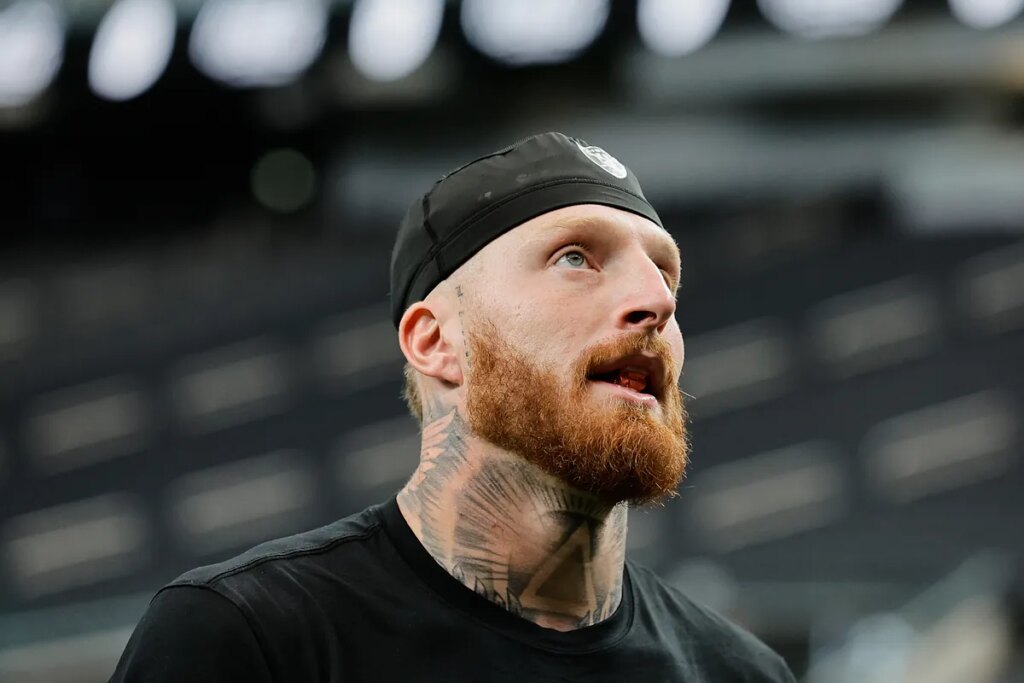 Watch out, Tom Brady: Maxx Crosby could leave the Raiders in 2026