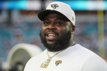 Patrick Mahomes’ former teammate receives bad news from the Jaguars, allowing him to return to the market