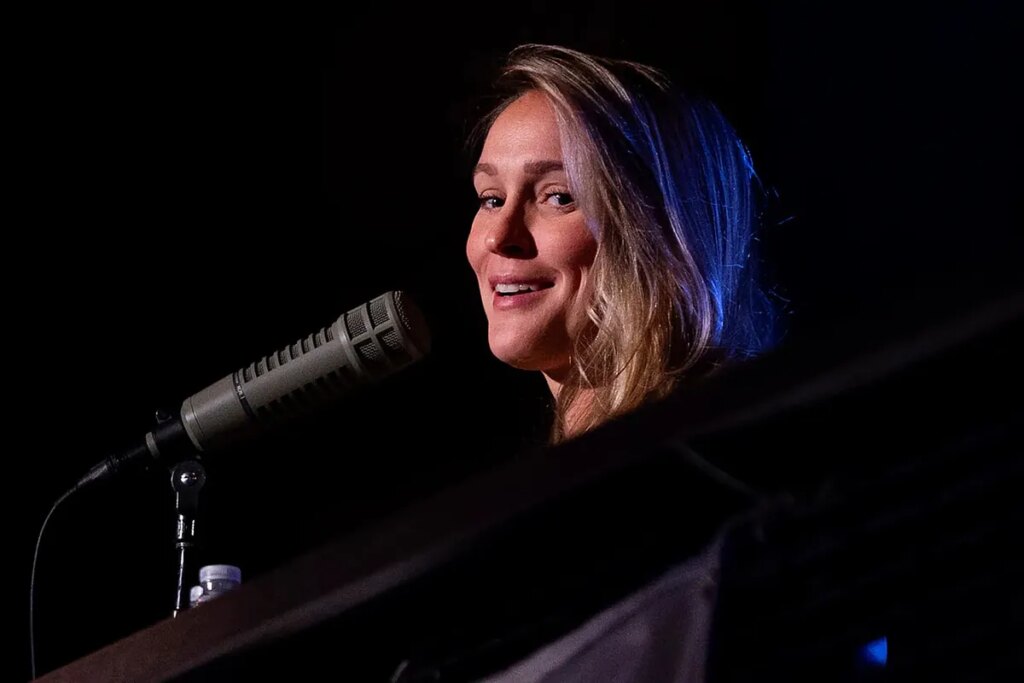 Kylie Kelce marks her territory and issues a warning to her fans about her husband: “He’s mine, mine, mine, mine”