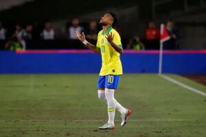 Neymar buys Pele’s brand: the legacy of the ‘King of football’ now in the hands of the Brazilian star