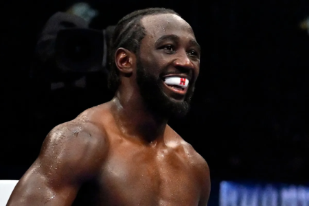 Terence Crawford warned by world champion of taking fight against boxer even more dangerous than Canelo Alvarez