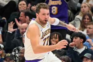 Luka Doncic had his billionaire superhero moment as he pulled up to the Lakers game in his whip