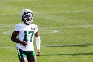 Jets player shot in Manhattan posts alarming update after hospital readmission: I need you Father God