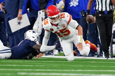 Patrick Mahomes was heavily criticized after the loss to the Dallas Cowboys, a result that puts his team’s playoff hopes in jeopardy