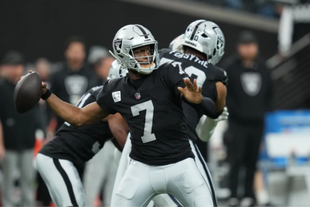 Raiders waiting on Geno Smith’s status ahead of week 15 decision