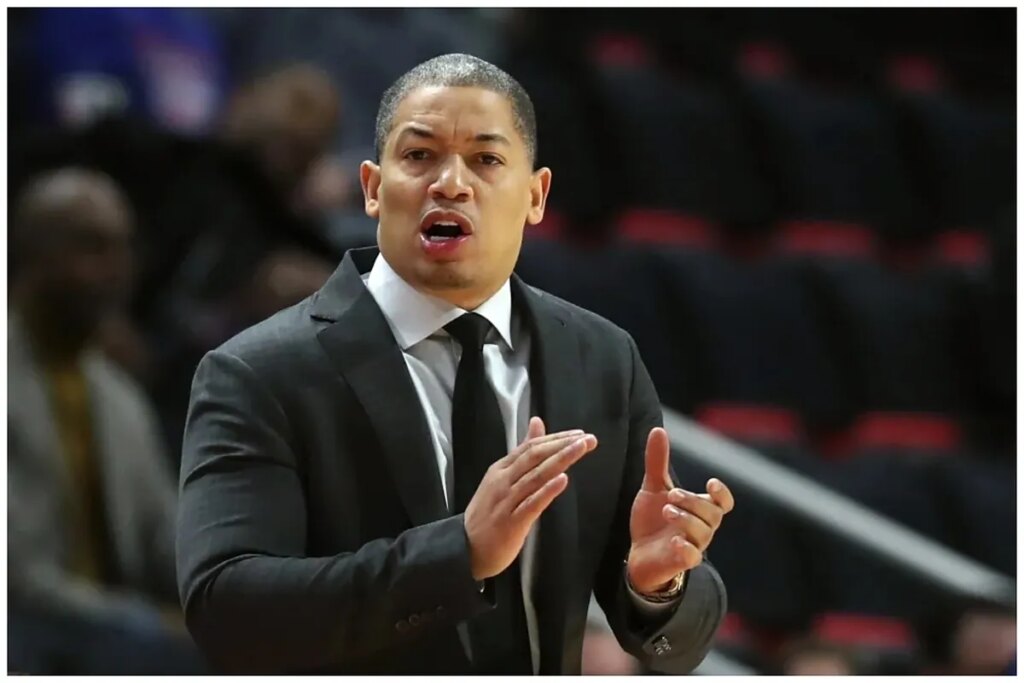 Tyronn Lue denies Chris Paul beef as Clippers drama deepens