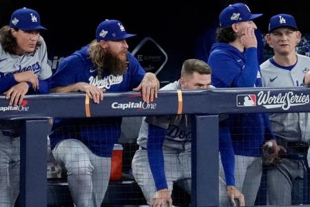 Dave Roberts receives unexpected news about one of his stars and alarm bells start ringing for the Dodgers