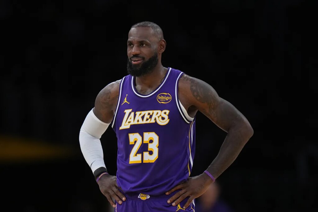 LeBron James blamed for Lakers’ trade struggles ahead of deadline
