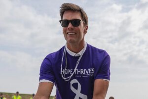 Tom Brady names his MMA GOATs and builds a fighter team to take on aliens