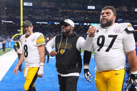 Mike Tomlin extends his untouchable NFL record with the defining win of the Steelers season