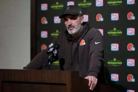 Kevin Stefanski comes to terms with his end in Cleveland after another disastrous year, with Shedeur Sanders in the background