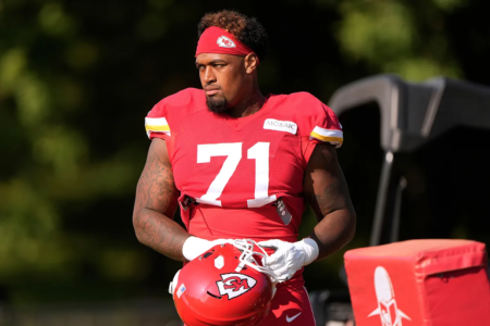 The Chiefs might have a Josh Simmons problem heading into 2026