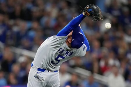 Freddie Freeman withdraws from WBC and Dodgers fans fear the worst