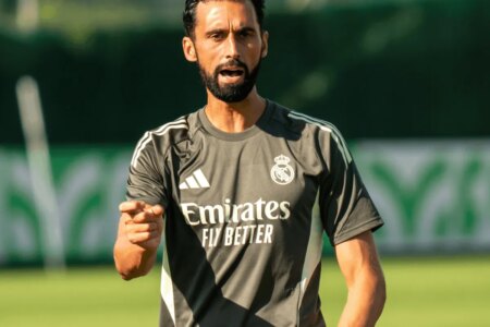 Arbeloa, the coach who combines tactics and people: “Human management is key for ideas to work”