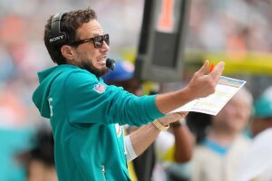 Nothing is finalized between Mike McDaniel and the Chargers as he considers head coach opportunities