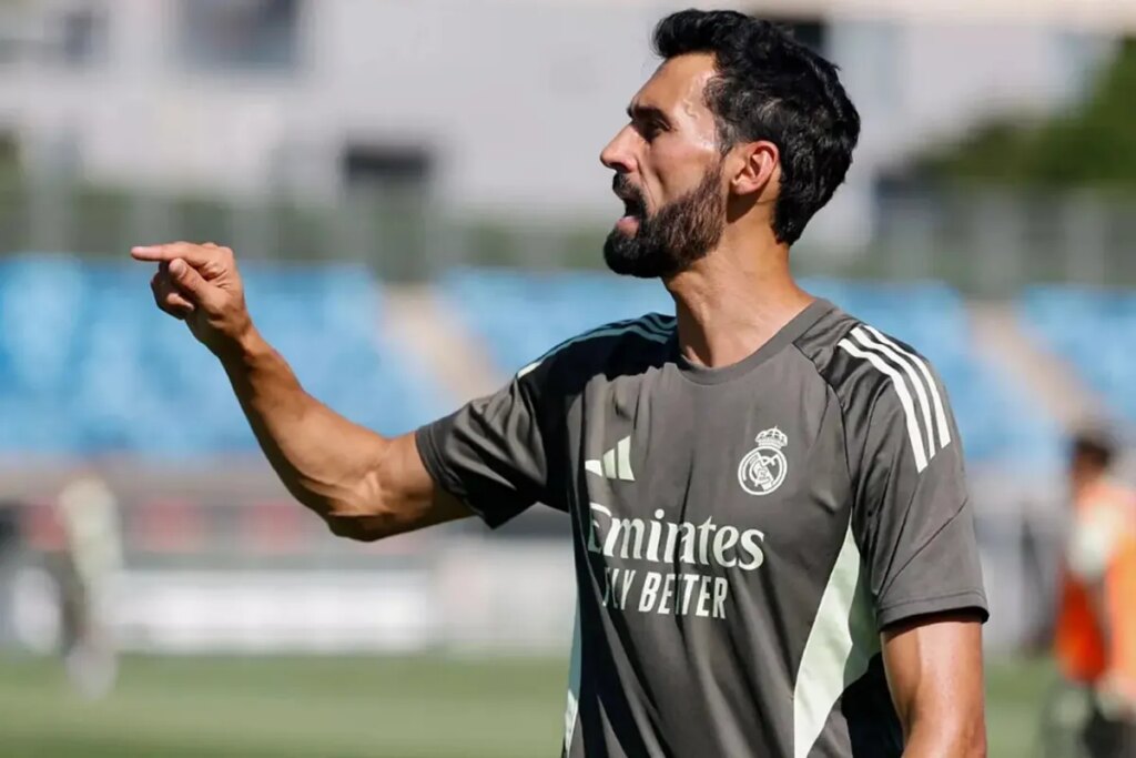 Arbeloa: “Signings? If we need something, we have a great youth academy”