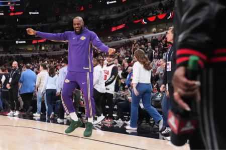 NBA legend accuses referees of being unfair to LeBron James and giving other players an advantage