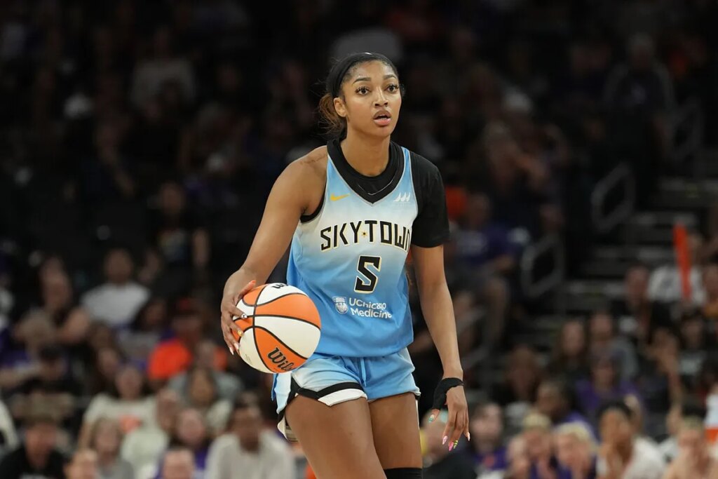 Julian shows all his love for his sister Angel Reese