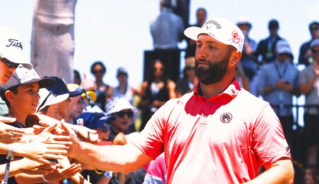 Bryson DeChambeau, Jon Rahm Lead LIV Golf Adelaide by Five Shots After Round 3