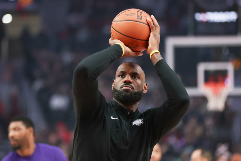 The ‘sacrifices’ LeBron made to play his 23rd season in the NBA and for the Lakers