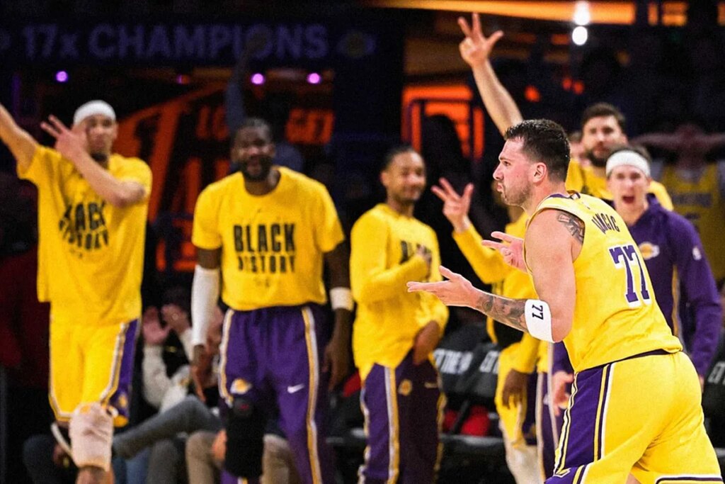 Lakers superstar Luka Doncic surprises coach JJ Redick and ends a public and viral dispute