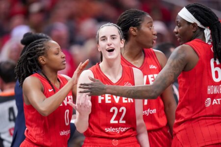 The dispute between the WNBA and players over the CBA angers fans: “They’re too greedy.”