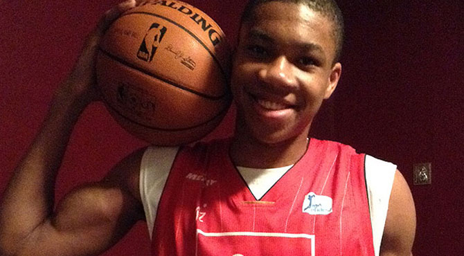 The NBA is on the verge of a historic trade: the Bucks are negotiating Antetokounmpo's departure