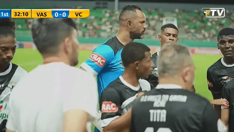 Controversial reappearance of the killer goalkeeper: cheered and support for footballers arrested for rape