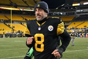 NFL insider reveals timeline for Aaron Rodgers’ 2026 Steelers decision