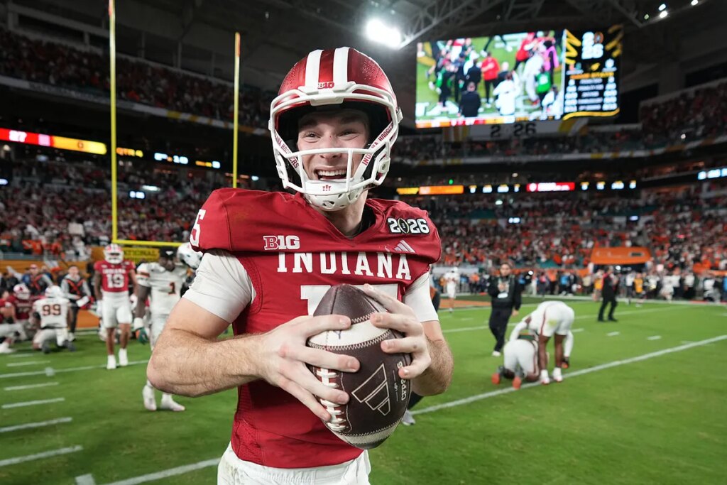 The ‘disagreements’ between Klint Kubiak and John Spytek may put Fernando Mendoza’s future with the Raiders in doubt