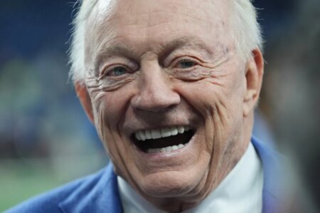 Cowboys’ Jerry Jones finally made smart move early to save team money