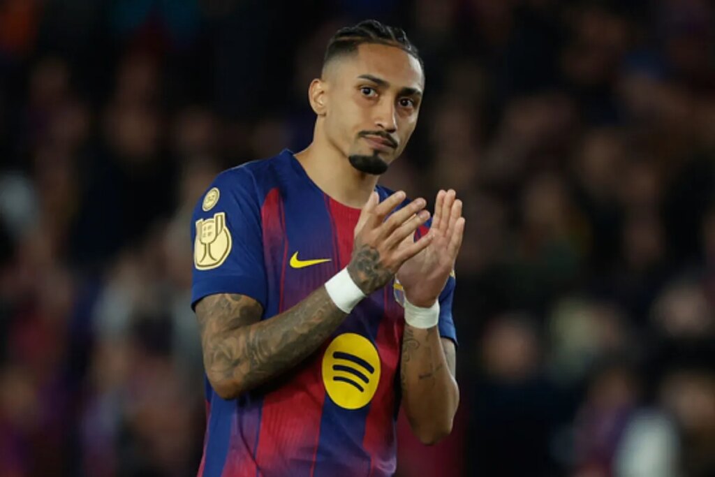 Raphinha warns that Barcelona is now going for the Champions League and LaLiga