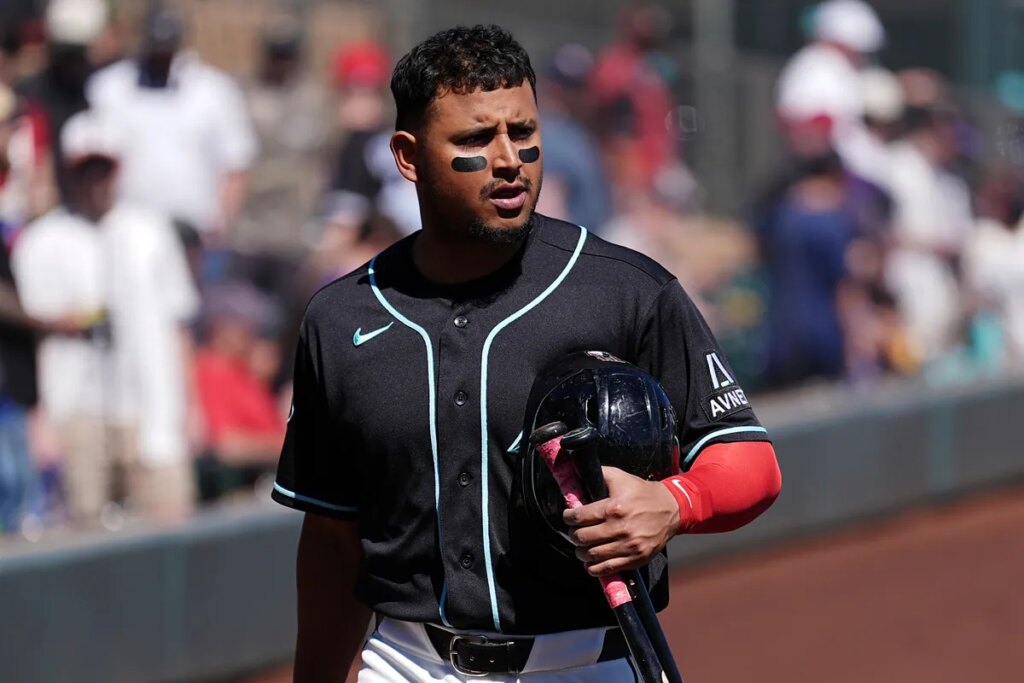 Gabriel Moreno scratched late with forearm tightness, Diamondbacks await test results