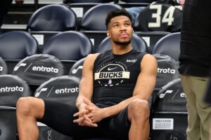 Bucks owner Wes Edens says Giannis Antetokounmpo will be extended or traded this offseason