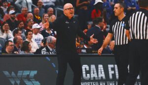 Santa Clara’s Herb Sendek ‘Unequivocally Called Timeout’ Before Kentucky Shot