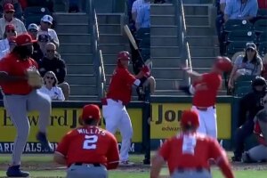 18-year-old prospect delivers one of the most eye-catching moments of the MLB preseason