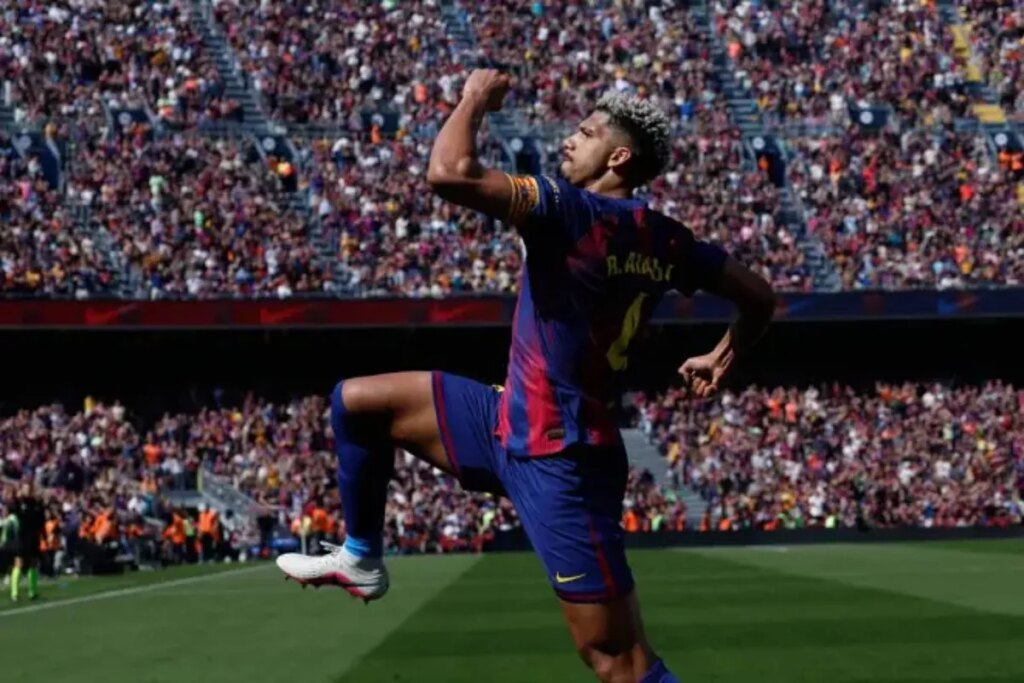 Araujo secures a narrow victory for Barcelona