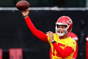 Why the Kansas City Chiefs shouldn’t draft the player who would be Patrick Mahomes’ best ally