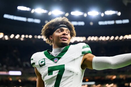 The incredible record Justin Fields could set with the Chiefs if Patrick Mahomes lets him play in Week 1