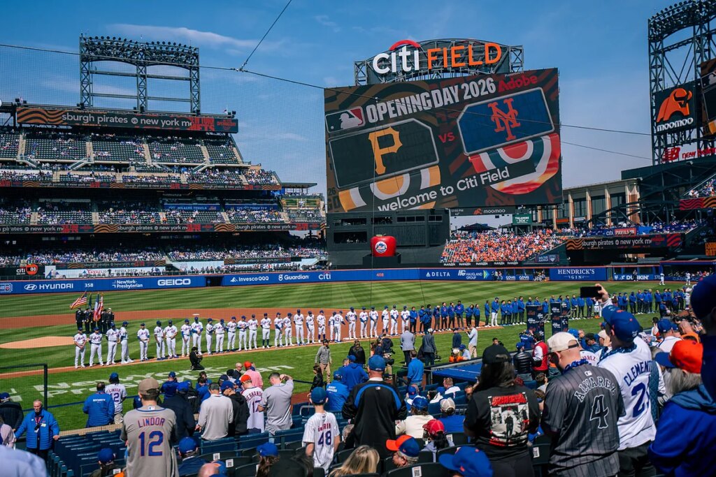 New York Mets Opening Day blighted by national anthem botch